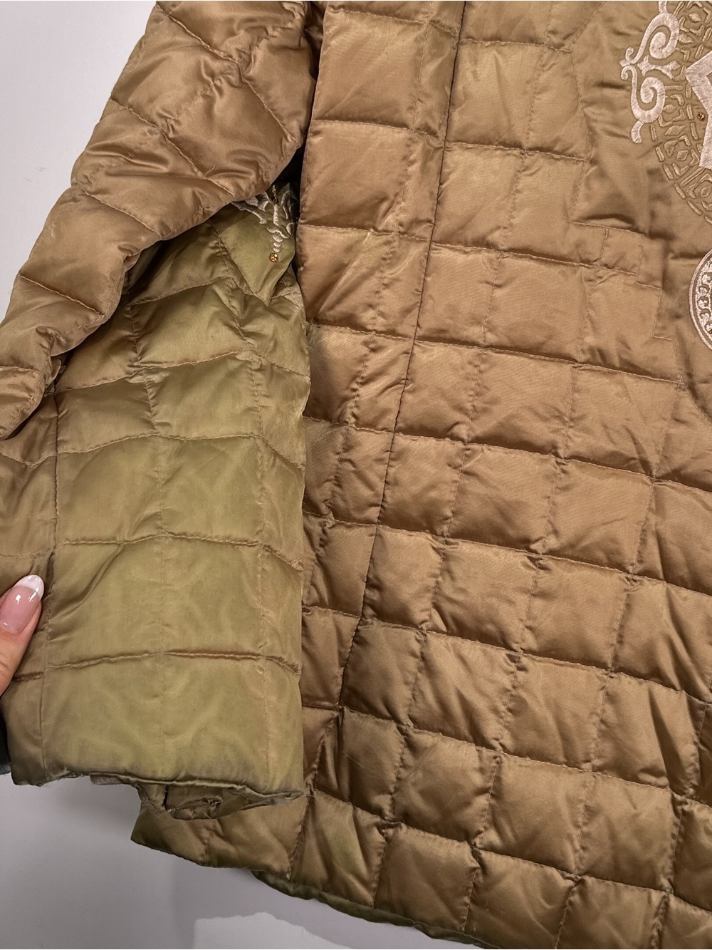 Bogner Goan Thylmann Embroidered Goose Down Puffer Jacket Gold Size 10 - Picture 11 of 16